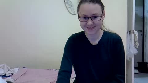 Snapshot of zyuhre chatting on 03-02-25, 09:11 Zyuhre online show from 03-02-25, 09:11