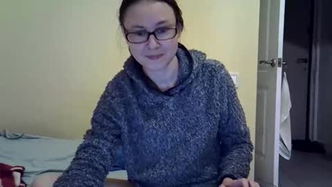 Snapshot of zyuhre chatting on 10-01-25, 12:33 Zyuhre online show from 10-01-25, 12:33