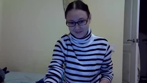 Snapshot of zyuhre chatting on 10-07-25, 11:40 Zyuhre online show from 10-07-25, 11:40
