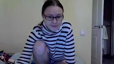 Snapshot of zyuhre chatting on 10-20-25, 12:38 Zyuhre online show from 10-20-25, 12:38