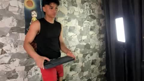 zyzz_1812 online show from 02-14-26, 07:16