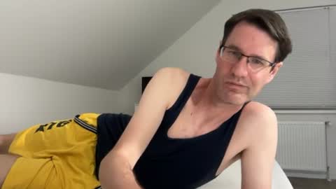 Snapshot of zzz123_cam chatting on 07-24-26, 02:48 zzz123_cam online show from 07-24-26, 02:48