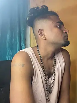 Snapshot of IviedWaster chatting on 12-13-24, 08:58 IviedWaster online show from 12-13-24, 08:58