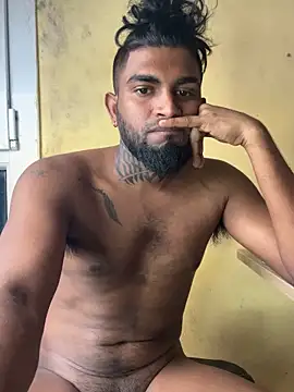 Snapshot of IviedWaster chatting on 02-08-25, 06:12 IviedWaster online show from 02-08-25, 06:12