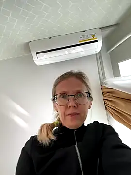 angelmommu online show from 10-03-25, 05:26