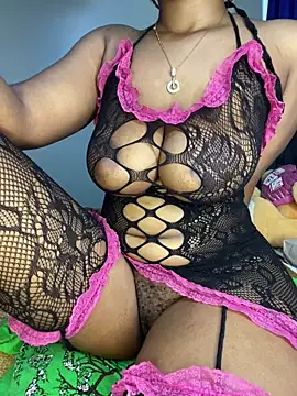 Snapshot of bigbooobs3 chatting on 09-23-25, 09:23 bigbooobs3 online show from 09-23-25, 09:23