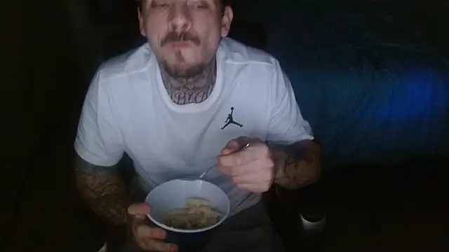 Snapshot of DADDY_KANE8--- chatting on 01-09-26, 12:02 DADDY KANE8--- online show from 01-09-26, 12:02