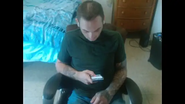Snapshot of DADDY_KANE8--- chatting on 07-18-26, 02:10 DADDY KANE8--- online show from 07-18-26, 02:10