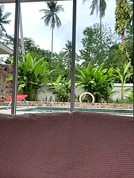 Helena Karel online show from 09-27-25, 09:14