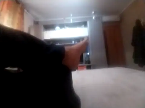 Snapshot of mazinga17 chatting on 12-19-25, 09:27 mazinga17 online show from 12-19-25, 09:27