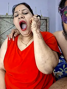 MOM-SUN-COUPLE online show from 02-14-25, 05:25