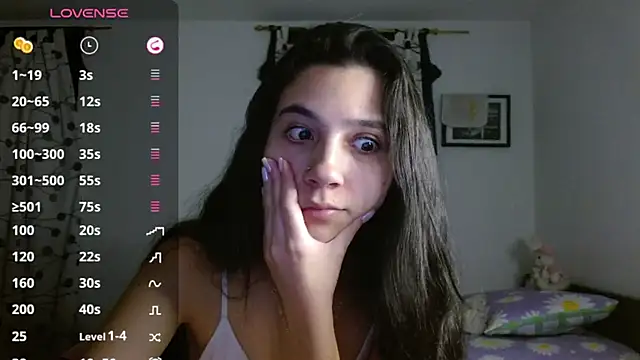 Snapshot of mia__lopez_ chatting on 01-29-25, 01:05 mia lopez online show from 01-29-25, 01:05