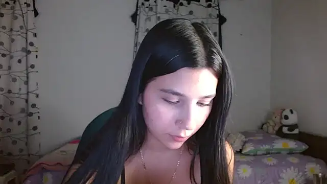 Snapshot of mia__lopez_ chatting on 03-07-25, 01:09 mia lopez online show from 03-07-25, 01:09