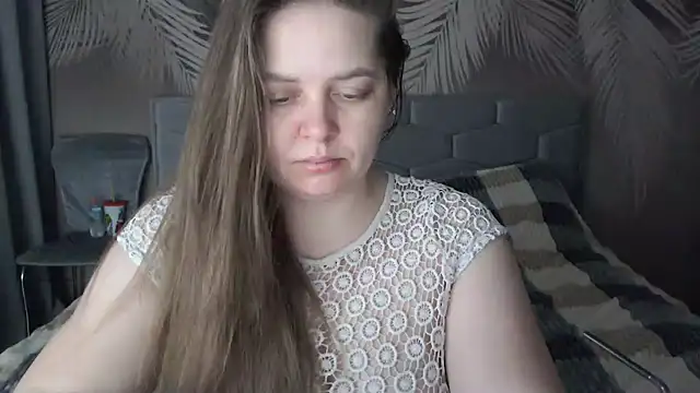 uliastar online show from 01-28-25, 07:22