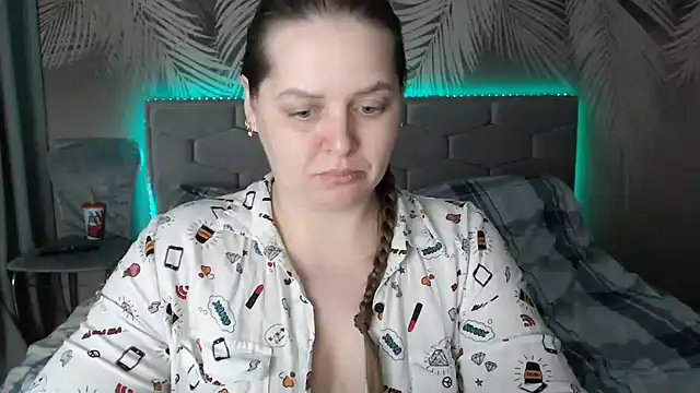 uliastar online show from 02-27-25, 01:28