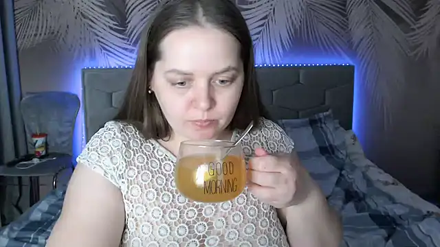 uliastar online show from 03-04-25, 01:06