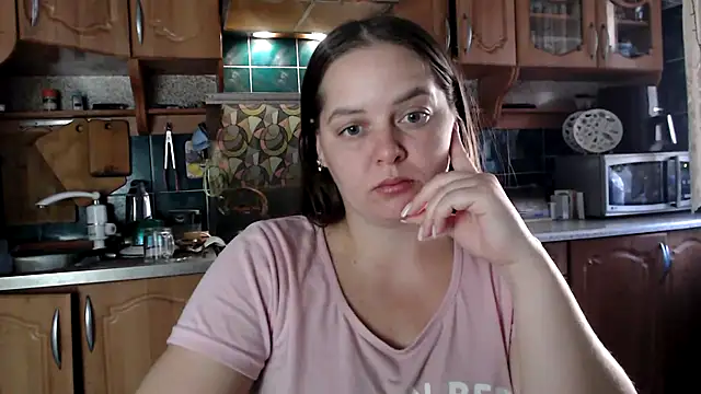 uliastar online show from 09-28-25, 06:19