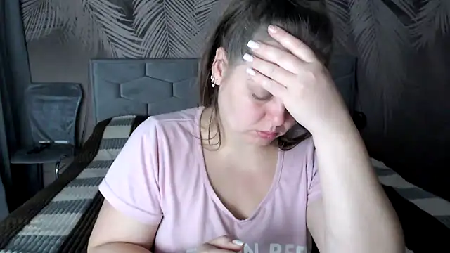 uliastar online show from 09-29-25, 06:40