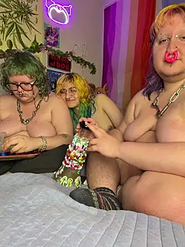 ivolustful online show from 06-14-26, 05:20