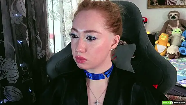 Snapshot of TinaBrook chatting on 04-22-26, 04:59 TinaBrook online show from 04-22-26, 04:59