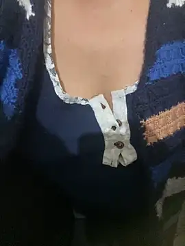 Snapshot of iloss2 chatting on 12-27-24, 01:50 iloss2 online show from 12-27-24, 01:50