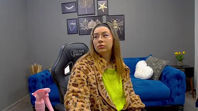 Katewalker  online show from 02-03-25, 06:07