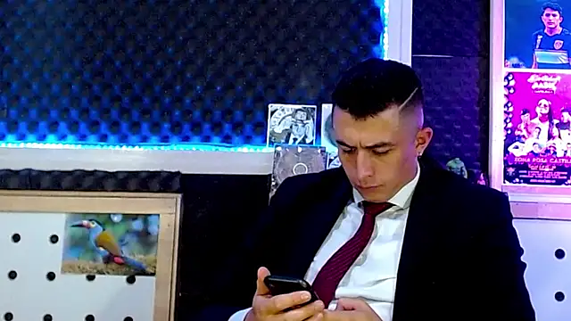 Snapshot of Darko0717 chatting on 02-09-25, 03:45 Darko0717 online show from 02-09-25, 03:45