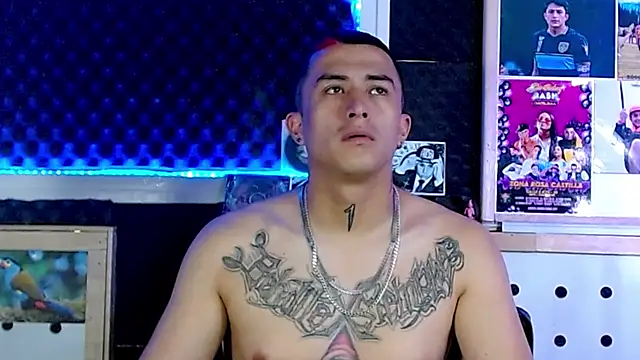 Snapshot of Darko0717 chatting on 03-21-25, 11:01 Darko0717 online show from 03-21-25, 11:01