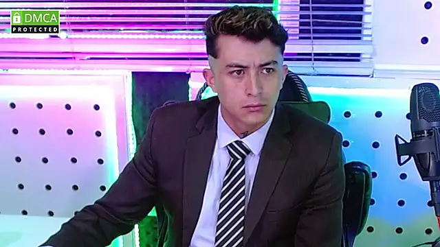 Snapshot of Darko0717 chatting on 10-17-25, 10:29 Darko0717 online show from 10-17-25, 10:29