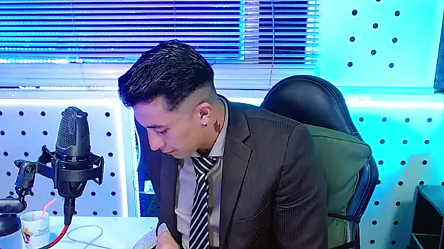 Darko0717 online show from 01-07-26, 03:58