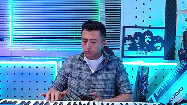 Darko0717 online show from 07-04-26, 03:40