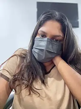 Snapshot of Black_Beauty997 chatting on 01-21-25, 04:58 Black Beauty997 online show from 01-21-25, 04:58