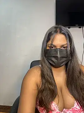 Snapshot of Black_Beauty997 chatting on 11-14-25, 04:06 Black Beauty997 online show from 11-14-25, 04:06