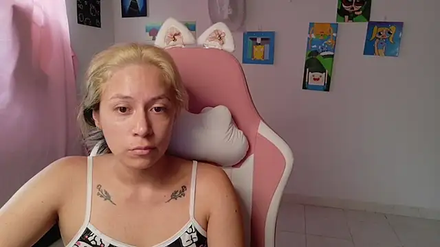 MommyMiaWs online show from 02-10-26, 03:27