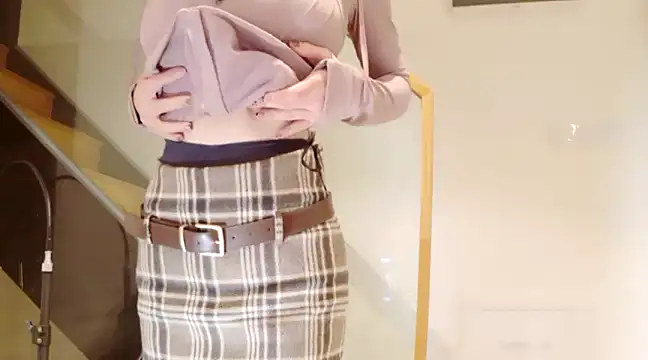 Serena-AU online show from 01-14-25, 02:43