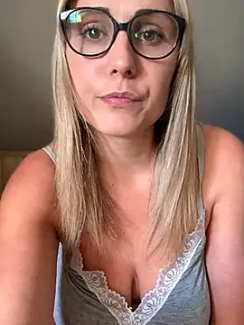 Leanymphoo online show from 03-27-26, 10:48