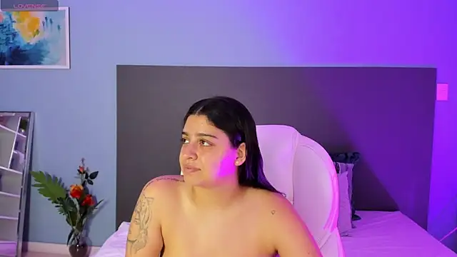 Snapshot of kylie_reyes chatting on 03-21-25, 09:56 kylie reyes online show from 03-21-25, 09:56