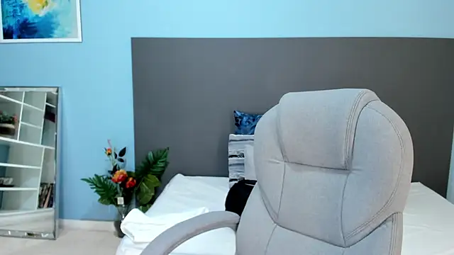 Snapshot of kylie_reyes chatting on 09-12-25, 07:25 kylie reyes online show from 09-12-25, 07:25