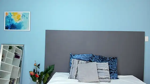 Snapshot of kylie_reyes chatting on 10-18-25, 07:25 kylie reyes online show from 10-18-25, 07:25