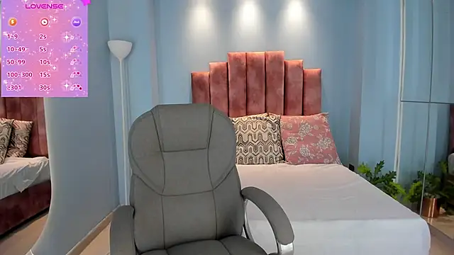 Snapshot of kylie_reyes chatting on 11-18-25, 07:40 kylie reyes online show from 11-18-25, 07:40