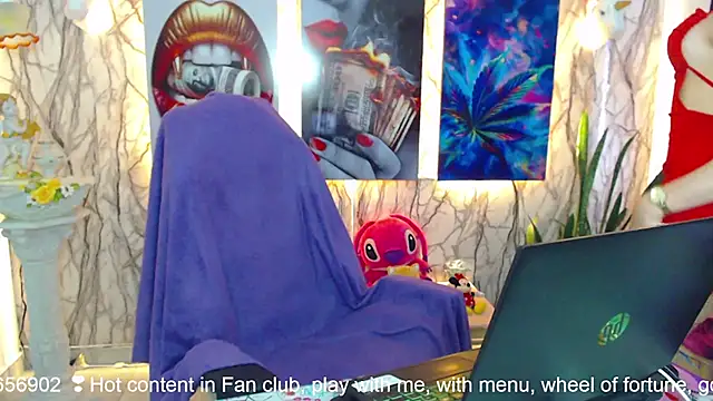 Snapshot of EmiTranny chatting on 02-25-25, 05:15 EmiTranny online show from 02-25-25, 05:15