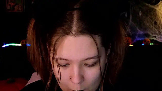 DjennaPalme online show from 11-01-25, 01:40