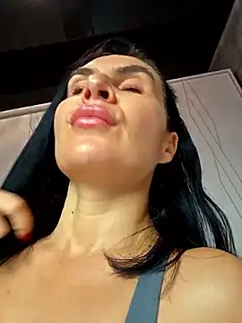 XeniaBlu online show from 11-10-25, 07:40