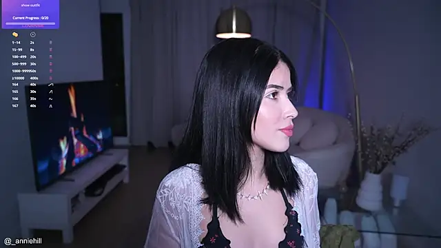 anniehillofficial online show from 09-16-25, 08:43