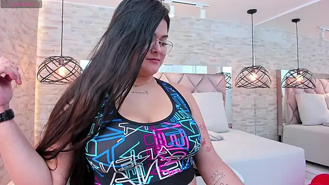 im mou  online show from 02-17-25, 04:04