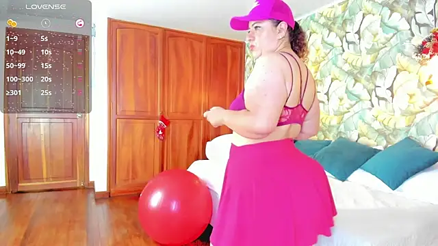 Snapshot of PamelaRizzoo chatting on 12-21-24, 03:20 PamelaRizzoo online show from 12-21-24, 03:20