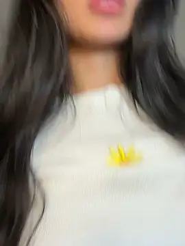 EvaMoet online show from 03-09-25, 09:57