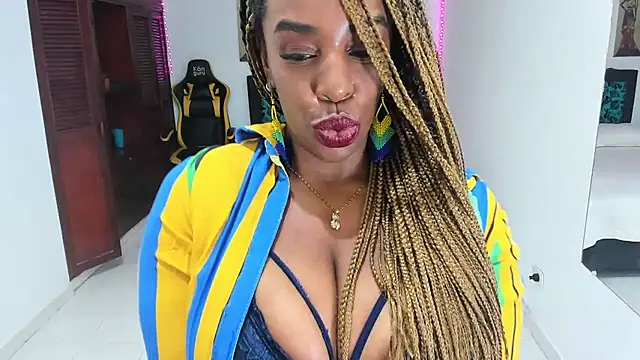 Snapshot of TAYLORR778 chatting on 01-16-25, 02:08 TAYLORR778 online show from 01-16-25, 02:08