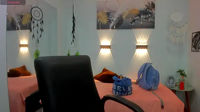 Snapshot of tracycum chatting on 02-01-25, 05:16 tracycum online show from 02-01-25, 05:16