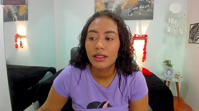 Snapshot of tracycum chatting on 02-17-25, 06:37 tracycum online show from 02-17-25, 06:37